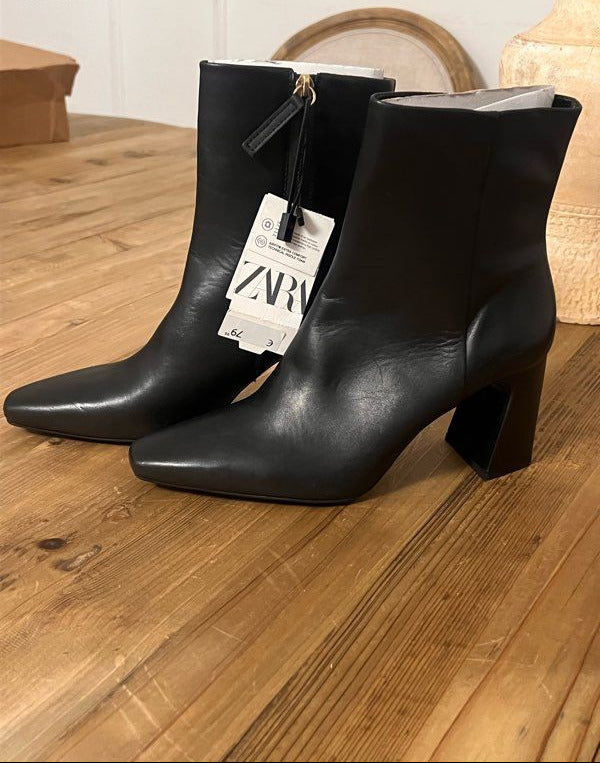 Bottines à talon bloc en cuir | Réf. 3020